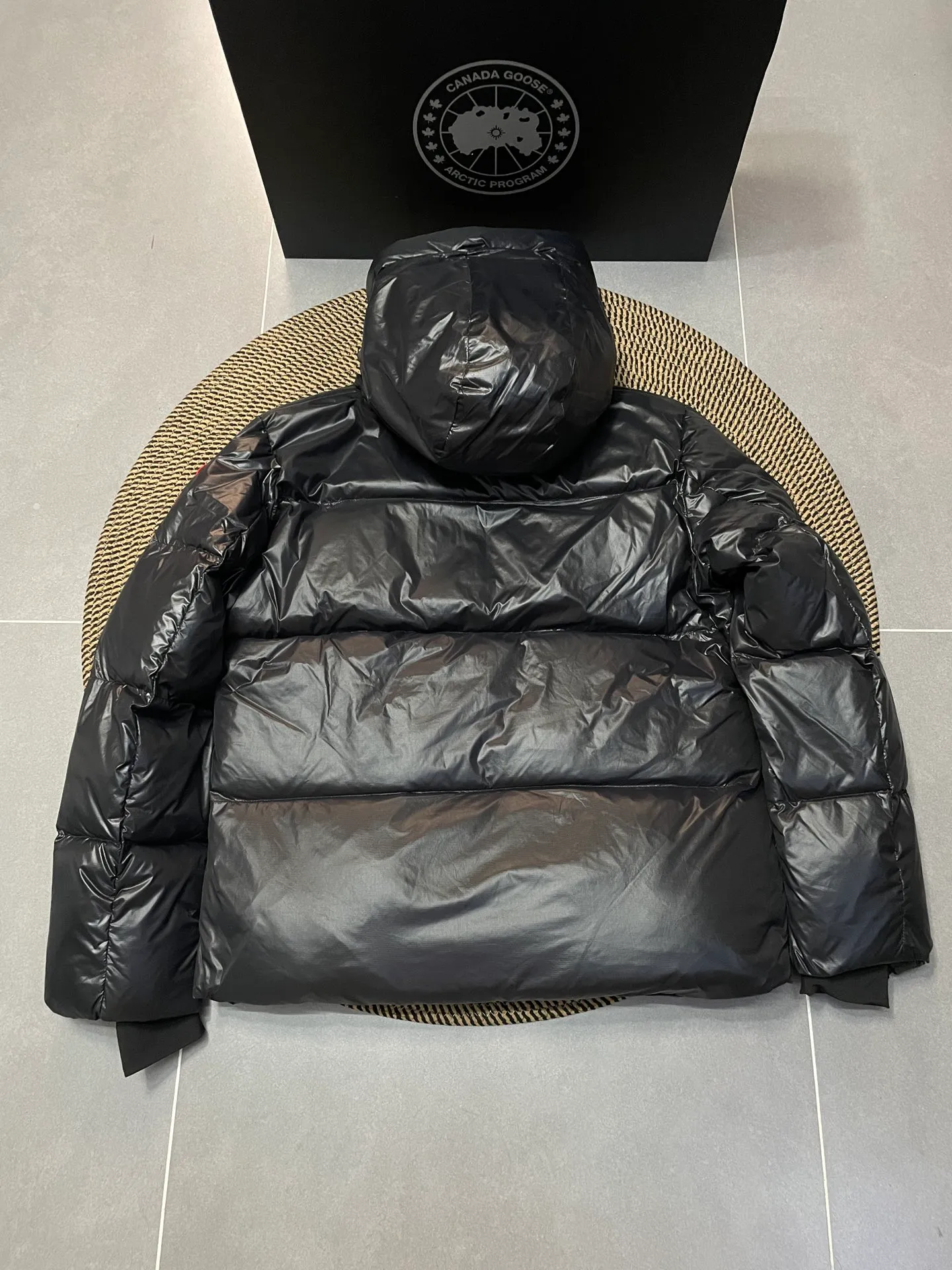 Black 𝘾𝘼𝙉𝘼𝘿𝘼 𝙂𝙊𝙊𝙎𝙀/ 2023 New Arrival Crofton 95 ‼ ， ‼ Crofton ，2023 New Arrival ， 4 ， Feather-Light ， Lightweight， ！ ‼ Canada Goose ， ins 、 、 。 Canada Goose， ， ， ！ 80% ， ， ！ ， ， ！ Same Style Sizes: S-XXL